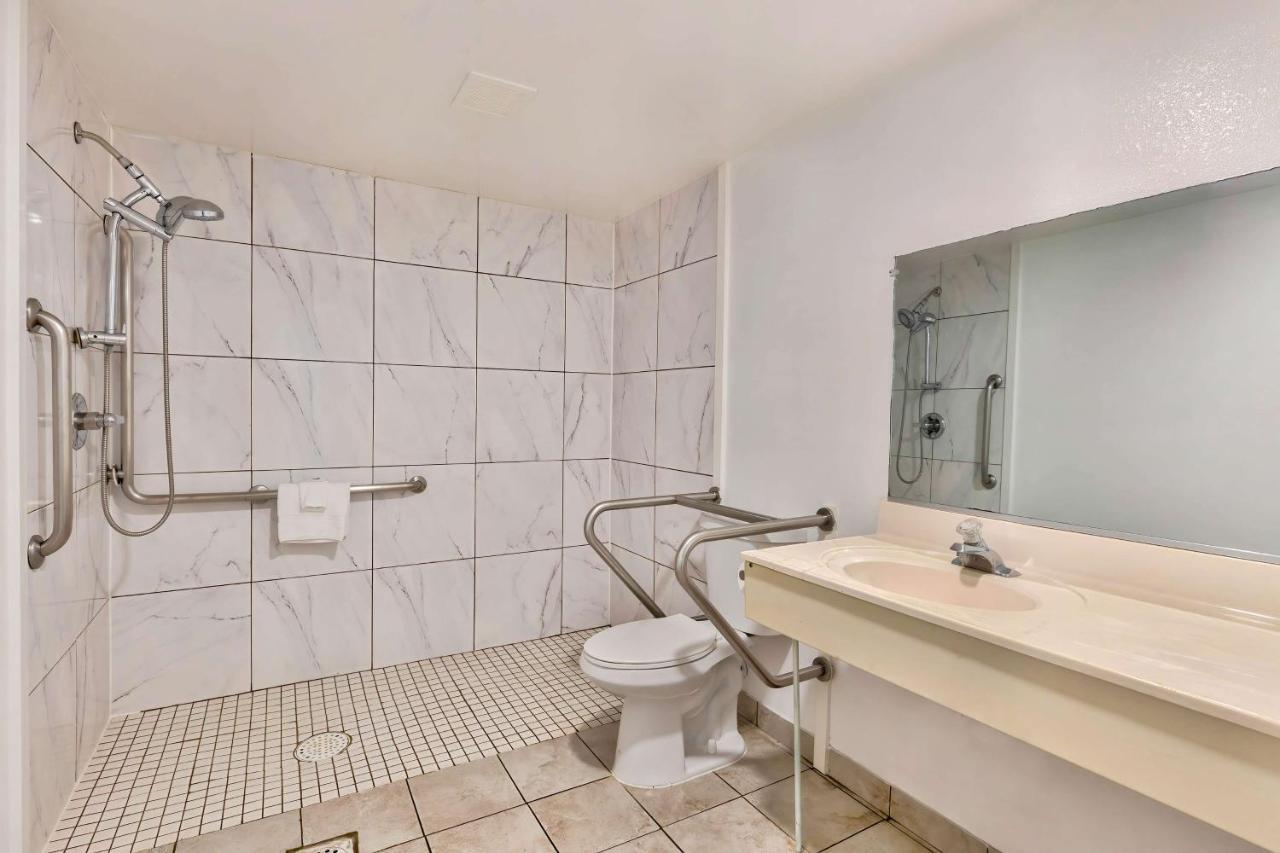 Motel 6-Falls Church, Va - Arlington Boulevard 外观 照片
